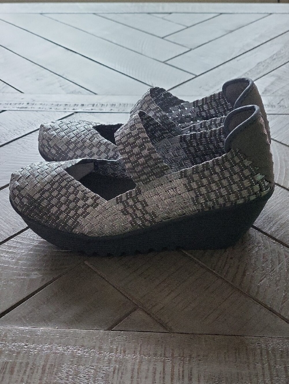 bernie mev. Metallic Silver Woven Mary Jane Flats - Picture 2 of 7